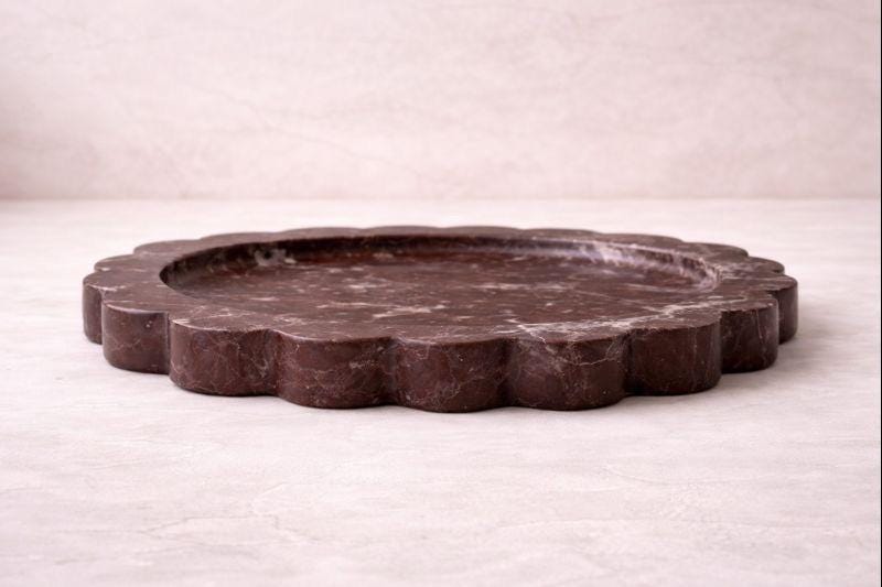 Burgundy Marble Round Scallop Tray
