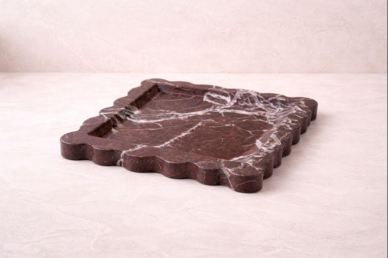 Burgundy Marble Scallop Tray